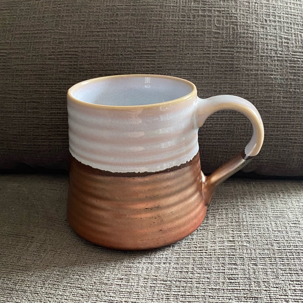 NWOT Lavender and Brown Metallic Pottery Coffee Cup Mug
